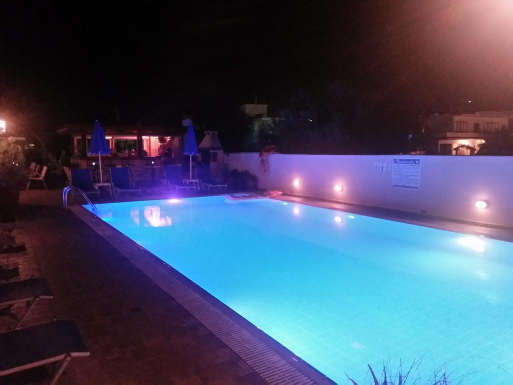 Skala Apartments Agia Marina  Exterior photo